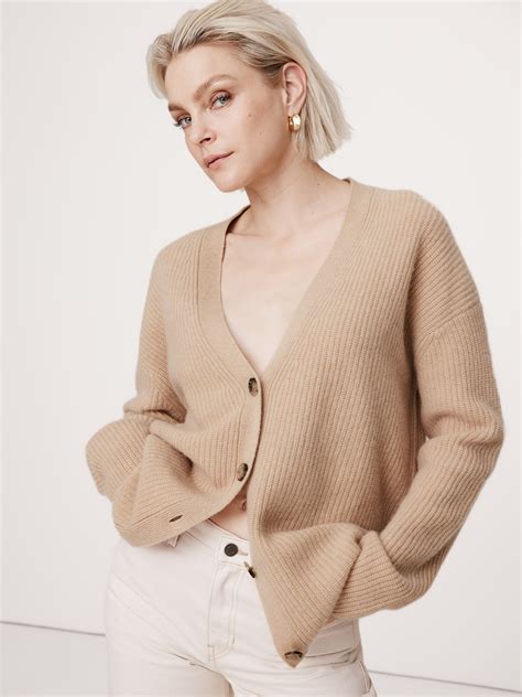 Oversized Cashmere Cardigan Sweater | Banana Republic