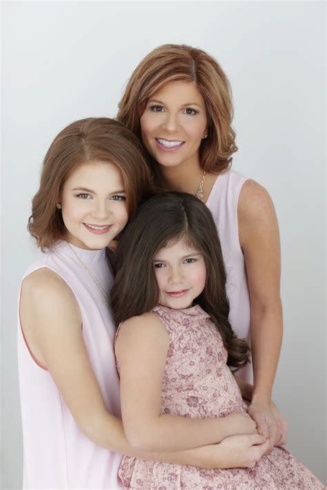 Beautiful Mother And Daughter Photos at Isabelle Odonovan blog