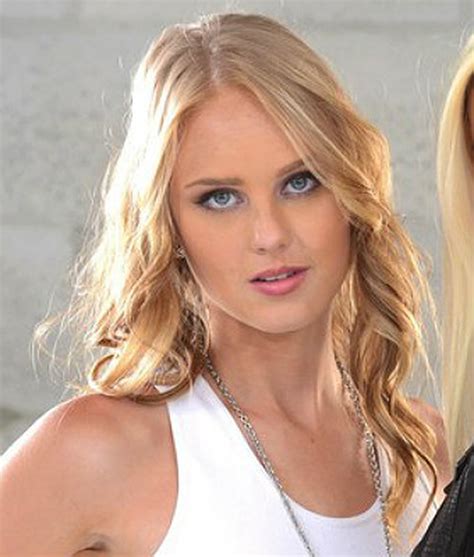 Ashley Loos's Instagram, Twitter & Facebook on IDCrawl