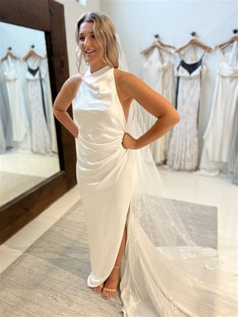 Grace Loves Lace New Wedding Dress Save 13% - Stillwhite