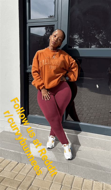 It's a lot of big booty Judy here in USA but nothing like seeing it in Africa. This short thick ...