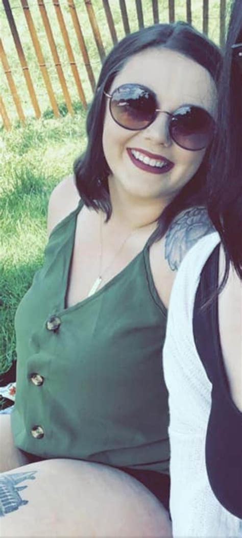 Anyone got nudes of this one? I have candids of her but no nudes. I could exchange nudes of a ...