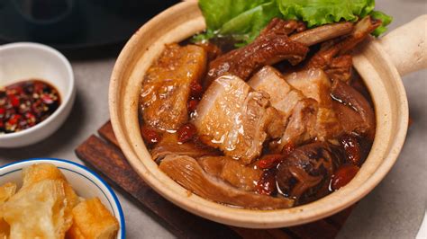 Malaysia’s Herbal Claypot Bak Kut Teh – The Meatmen