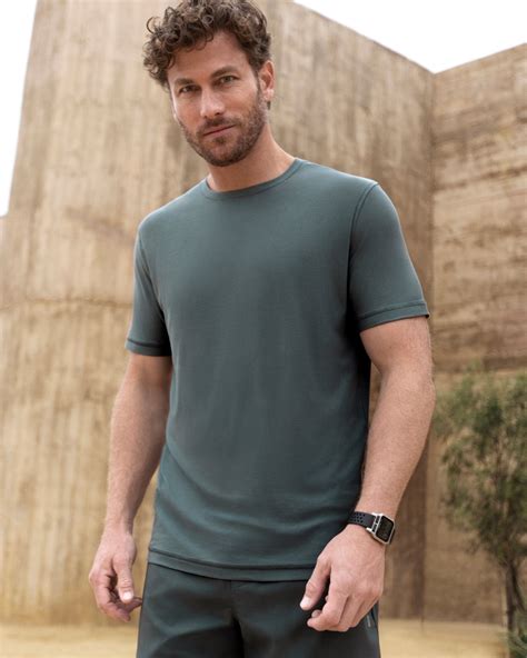 Strato Tech Tee | Smoked Beryl Workout Shirt | Vuori