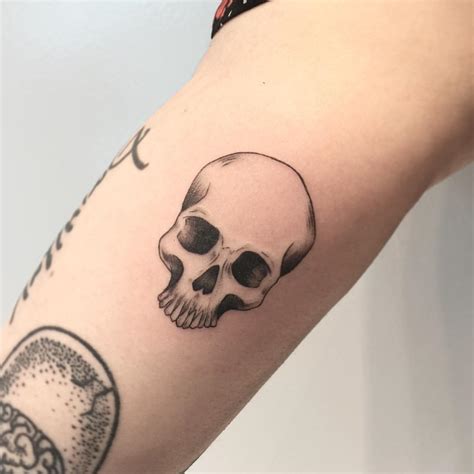Skull Tattoo Meaning: Unveiling Symbolism and Significance - Astylish ...