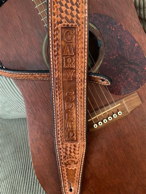 How To Put Leather Strap On Guitar at Jane Mcgary blog