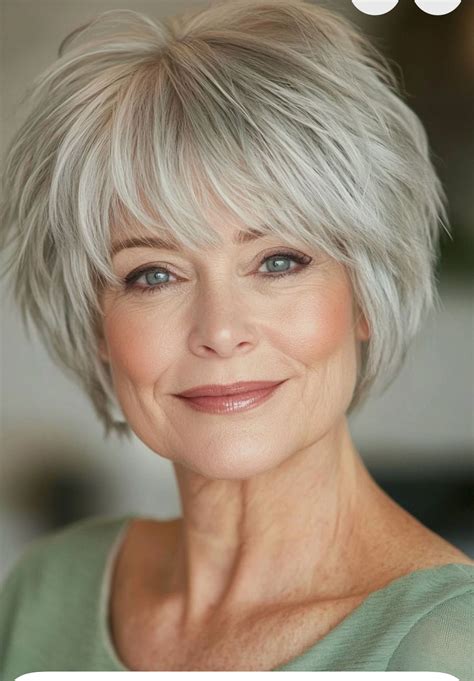 Pin by Marguerite Deschamps on Hairdo | Short hair styles, Chin length hair, Hairstyles for thin ...