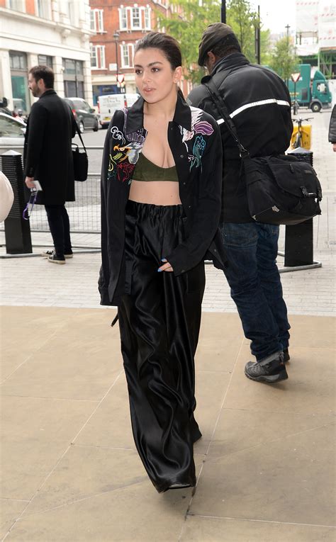 Charli XCX Is Hella Busty - The Fappening Leaked Photos