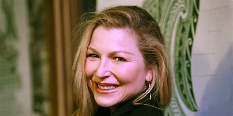 Miley Cyrus' Naked Photoshoot Stir Online Reactions — The Photos Where ...