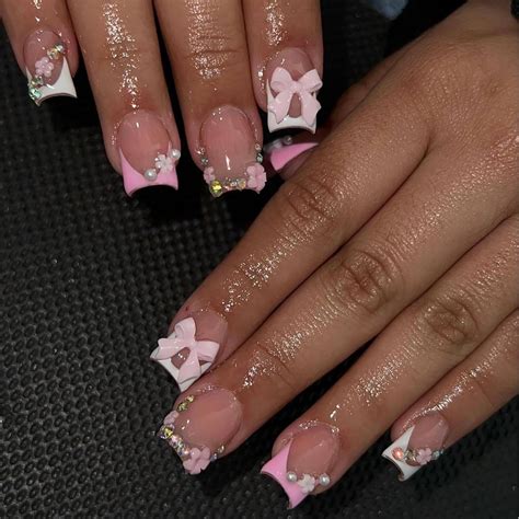 Cute Press on Nails Short Square French Tip Fake Nails Flower Pearls ...