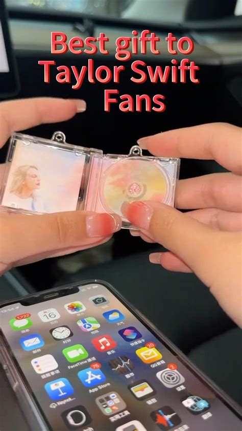 All Swifties,let me see your hands！ | Taylor swift birthday, Taylor ...