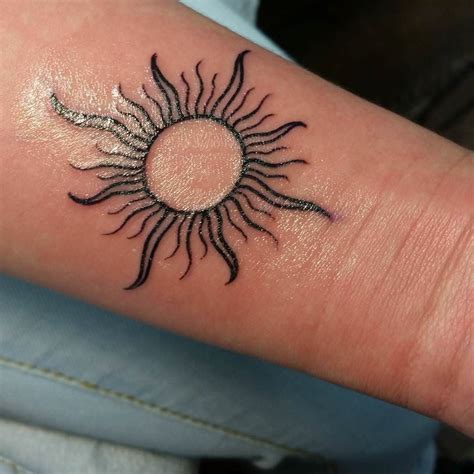 8 Sun tattoos ideas | tattoos, sun tattoos, tattoos for women