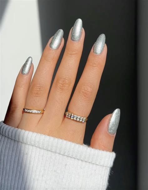 22+ Stunning Silver Nail Ideas You Need To Try — ASHLINA KAPOSTA