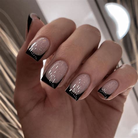 Square Nails Ideas 2026: Stylish and Sophisticated Designs to Tr ...