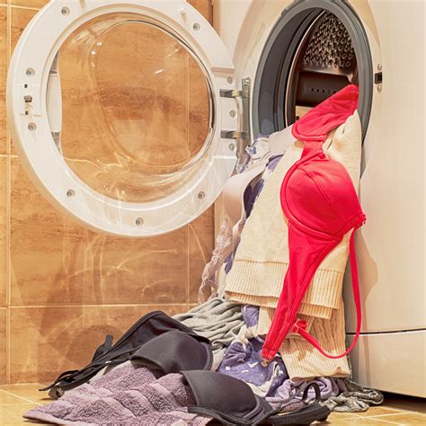 I'm a cleaning expert... here's how often you should actually be ...