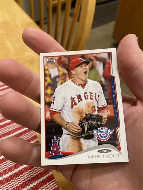 Thoughts on possible value for this Mike Trout Card? : r ...