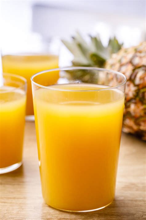3-Minute Fresh Pineapple Juice (Made in a Blender) - Nurtured Homes