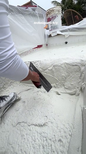 Satisfying Pink Pool Plastering Technique