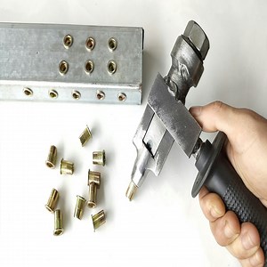 Making a nut extractor is very simple and effective | Gábor Balázs