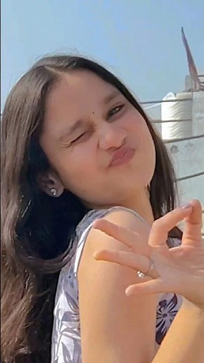 oh la la la...😁 #viral #song #shorts #video #viralsong #public #hot #viralpics #popularstar