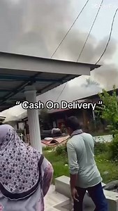 22K views · 160 reactions | Api tak api, tak bayar memg berapi kan bang  | : jtquantum_ | The Viral Stories | Facebook