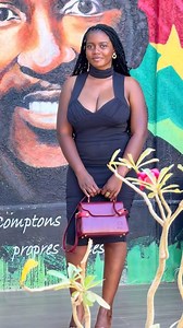 Une allure. Une présence. Un détail qui change tout. Sandeba x Julie Bag 🖤 Quand Mod’elle accompagne… l’élégance devient naturelle. NB : Stock épuisé ! Mod'Elle | Mod'Elle