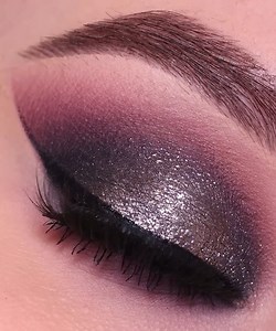 Dramatic Smokey Eye Tutorial 💖 #eyemakeup #smokeyeye #makeupartist #makeuptutorial | An Knook