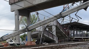 Gru caduta Bussero, strage sulla linea verde evitata per un minuto e 58 secondi