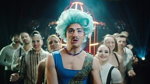 Alles "Playback" in unserer Show - nur noch bis zum 31. Dezember zu sehen bei uns im GOP Varieté-Theater Essen! | GOP Varieté-Theater Essen