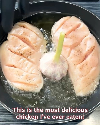 15K views · 93 reactions | I couldn’t believe how juicy and flavorful this chicken turned out! The perfect balance of crispy, tender, and packed with mouthwatering spices. One bite, and I knew I’d be making this again and again! | The Tasty Table | Facebook