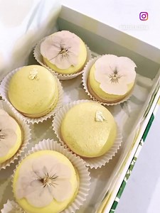 One of the most beautiful macaroons hand crafted by the kindest, warmest friend, Desserts_1st! Who says you can’t have dessert for breakfast 😋😋 ❤️uuuuuu! Thank you, Julie! 💗💗💗 | MASIELA LUSHA