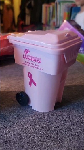 LA Sanitation bin collection and garbage Truck 🚚 #lasanitation #garbagetruck #toybin #trokero