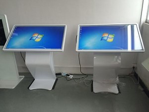 [Hot Item] 43inch Floor Standing Table Touch Screen Aio PC Kiosk