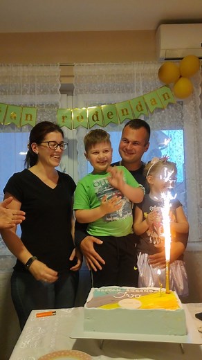 ✨ Najboljem mužu srećan rođendan 😍✨🥰🫶🏼 Ivin omiljeni, beli andjeo🤭🎂 #cake #torta #cakedecorating #beliandjeo #belamilka #rodjendan #rodjendanskatorta #muzevrodjendan #sabac #šabac | Bojana Todorović