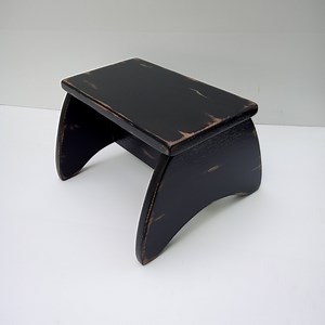 Footstool Primitive Folk Art Step Stool Farmhouse Decor Custom Finish Ebony Black Paint Wood Step Stool Furniture Modern Farmhouse Decor - Etsy
