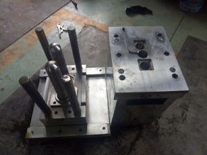 Customized Hot Runner Needle Valve Gate Pet Preform Injection Mould
