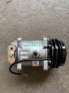 [Hot Item] Sem 656D 660d 653D 655D Loader Compressor 5228129