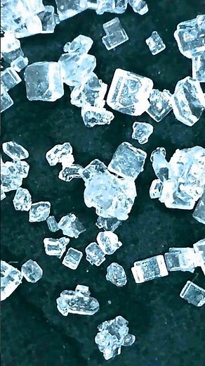 Exploring Powdered Sugar Under the Microscope Close up Sugar crystals | Under Microscope