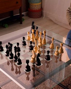 He transformed a glass table into a chess table | Handy Panda