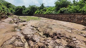File:Chariot Wheel Mark And Shell Characters - Rajgir 03.webm - Wikimedia Commons