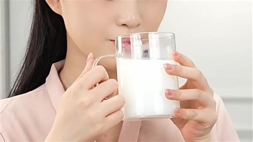 纽康特蛋白配方粉（深度水解）有效回避牛奶蛋白过敏原，适合宝宝快速脱离过敏状态。日常喂养安心，腹泻、湿疹改善明显，营养吸收好，家长省心！