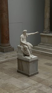 Have you asked yourself what the Pergamonmuseum looks like at the moment? 🙃 We'll give you a little insight into the Milet hall and tell you what happened with the Orpheus mosaic.🧐 // Ihr habt euch gefragt, wie es zur Zeit im Pergamonmuseum aussieht? 🙃 Wir geben euch einen kleinen Einblick in den Milet Saal und verraten euch was mit dem Orpheus Mosaik passiert.🧐 #museum #museumberlin #staatlichemuseenzuberlin #berlin #berlinart #berlinmuseum #berlinausstellung #berlintrip #berlinexhibition #