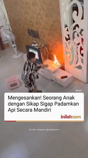 1K views | Terekam momen sigap seorang bocah padamkan api dengan...