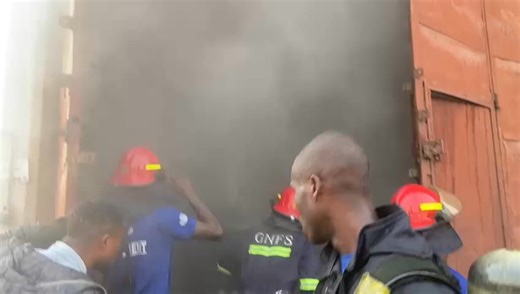 HAPPENING NOW: Fire outbreak in a warehouse at Adabraka… #DailyGuideNetwork | Daily Guide Network