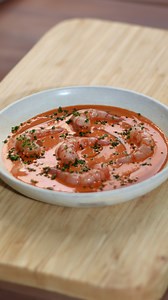 Hot Vs Cold 🌡️ Get the Recipes on @gronda. Check the link here - https://gronda.link/x4oMe1bZbMb While there is a time and place for uniformity in gastronomy, the concept of contrast is a consistent theme found in all of our favorite food. This applies to flavor, texture, and even aesthetics. But with this collection launch, we asked chefs to play around with contrasting temperatures. It could be a sweet sorbet to add balance to a hot pudding, or a shaved granita to level out the richness of an