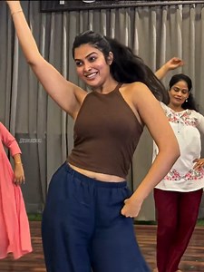 𝗗𝗶𝘃𝗶 𝗩𝗮𝗱𝘁𝗵𝘆𝗮 : 𝗗𝗮𝗺𝗻 🏀🥵 #divi #divivadthya #divivadithya #kollywoodactress #indianactress