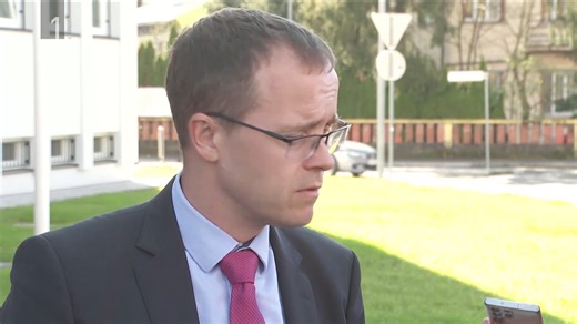 Steklo je sojenje v primeru Adria Airways. | RTVSLO.si