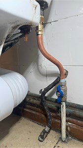 814K views · 5.1K reactions | Bending copper pipe to replace a flexible hose! #asmr #plumbing #diy #tools #reels | Mmplumber | Facebook