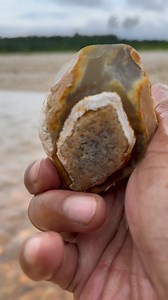 3.1K views · 66 reactions | I found a quality chalcedony gemstone. #gemstones #gems #chalcedony #gold #traditional #stone | Jonnaidi Jhon Diamond | Facebook