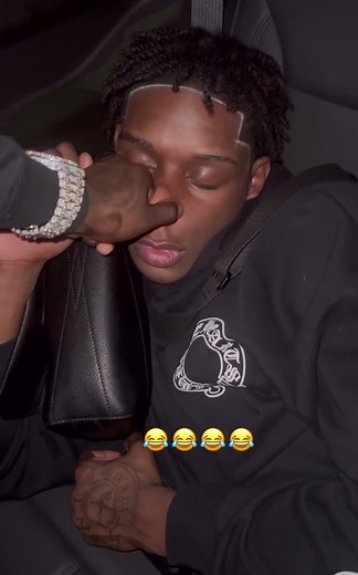 Prank On Brill 😂😂 He Knocked Tf Out 😭 #brill #2humpy #phillygoats #phillygoatbrill #thehumpyman #ddosama #phillytiktok #dsturdy #phillygoatspence